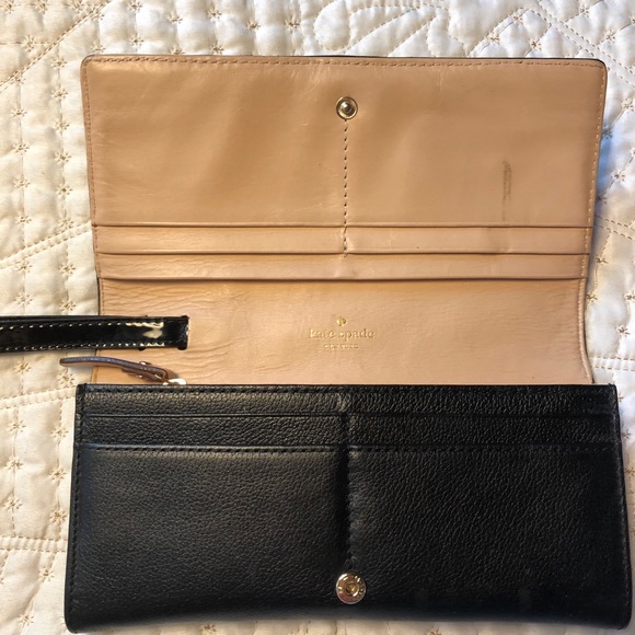 Kate Spade ♠️ Black Leather Wallet Wristlet - Picture 3 of 8